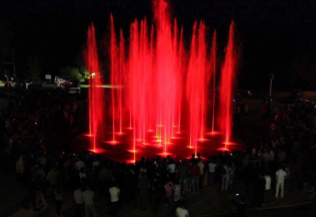 Public Installed Square Shape LED Lighted Dry Floor Fountains