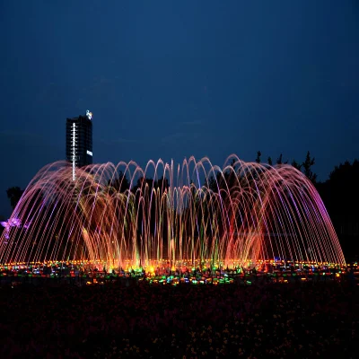 3D LED Lights Garden Decoration Colorful Laminar Deck Jet Water Flow Square Fountain Floating Lake Fountain Swing Nozzles Rainbow Bridge Fountain